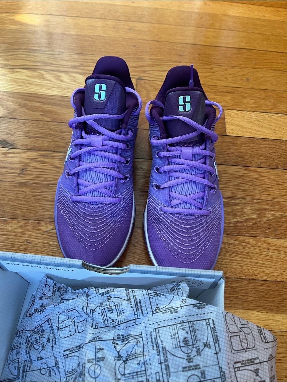 Nike Women's Purple Training Sneakers